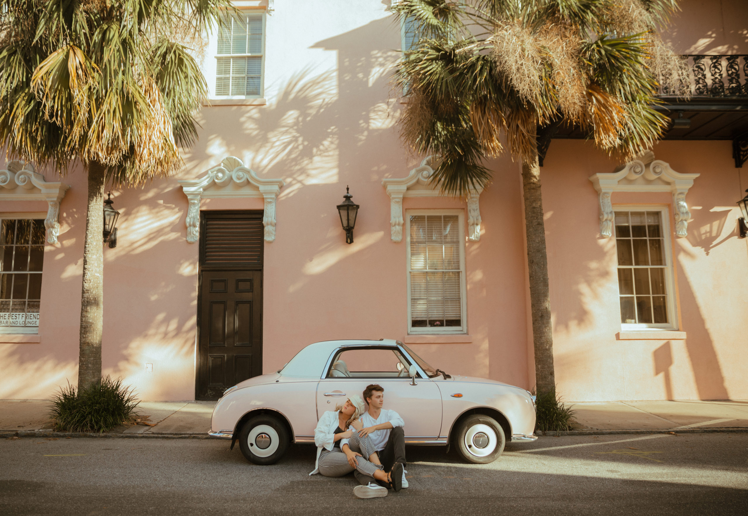 Pink Figgy Downtown Couple – Charleston, South Carolina