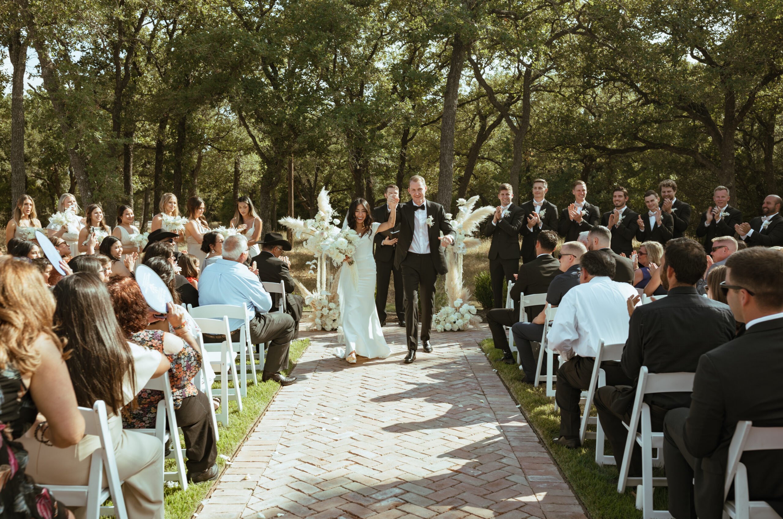 Modern Summer Wedding at The Grand Lady – Manor, Texas