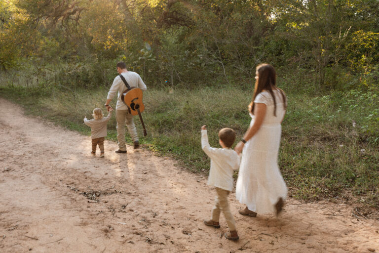 Commons Ford Ranch Family Session – Austin, Texas